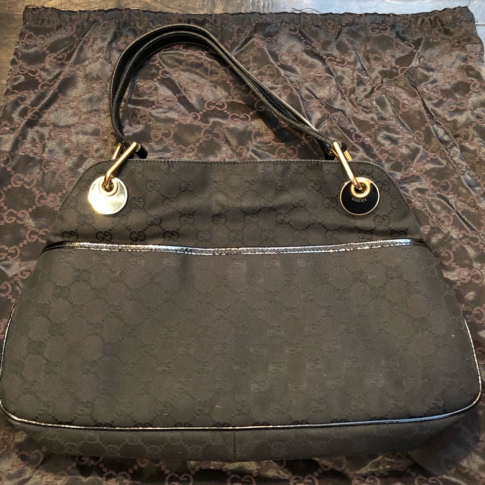 Gucci canvas shoulder bag